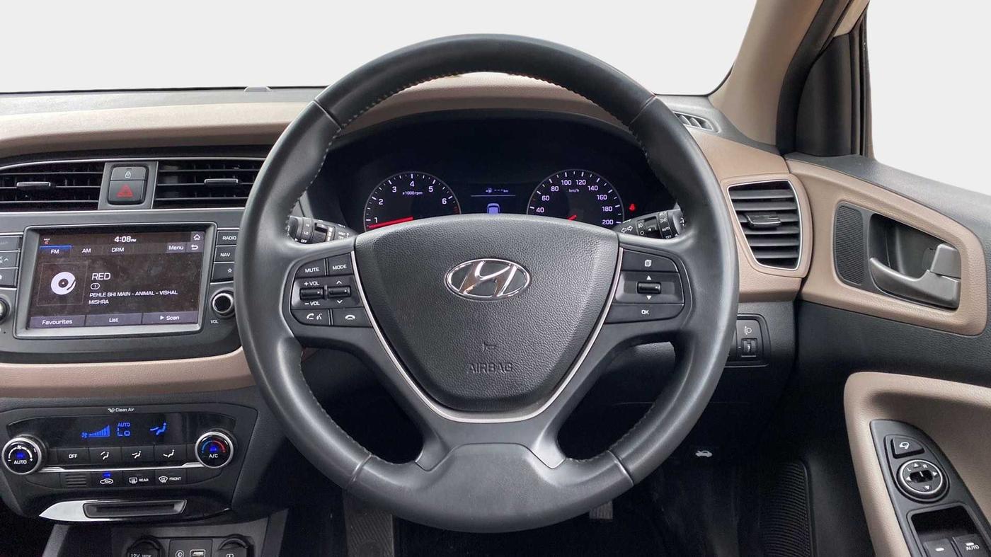 2018 Hyundai Elite i20 ASTA 1.2 (O), Petrol, Manual, 21,611 km, Steering Wheel Close Up