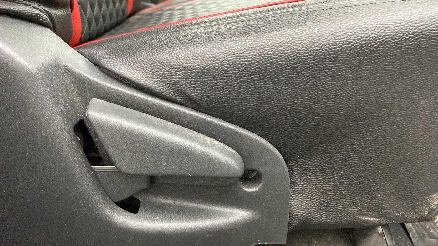 2019 Datsun Go Plus T, Petrol, Manual, 12,049 km, Driver Side Adjustment Panel