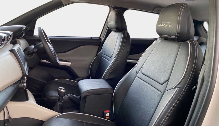 2022 Nissan MAGNITE XE, Petrol, Manual, 4,920 km, Right Side Front Door Cabin