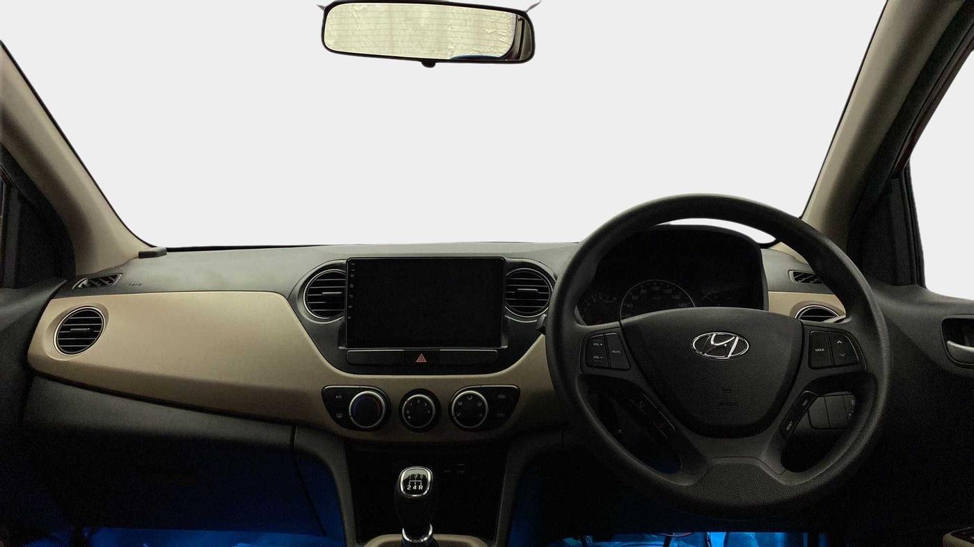2016 Hyundai Grand i10 SPORTZ 1.2 KAPPA VTVT, Petrol, Manual, 77,279 km, Dashboard