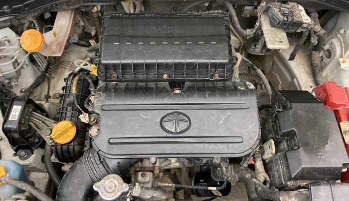 2022 Tata PUNCH ACCOMPLISHED MT, Petrol, Manual, 21,955 km, Open Bonet