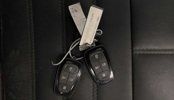 2022 Tata PUNCH ACCOMPLISHED MT, Petrol, Manual, 21,955 km, Key Close Up