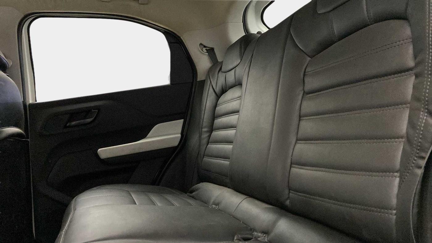 2022 Tata PUNCH ACCOMPLISHED MT, Petrol, Manual, 21,955 km, Right Side Rear Door Cabin
