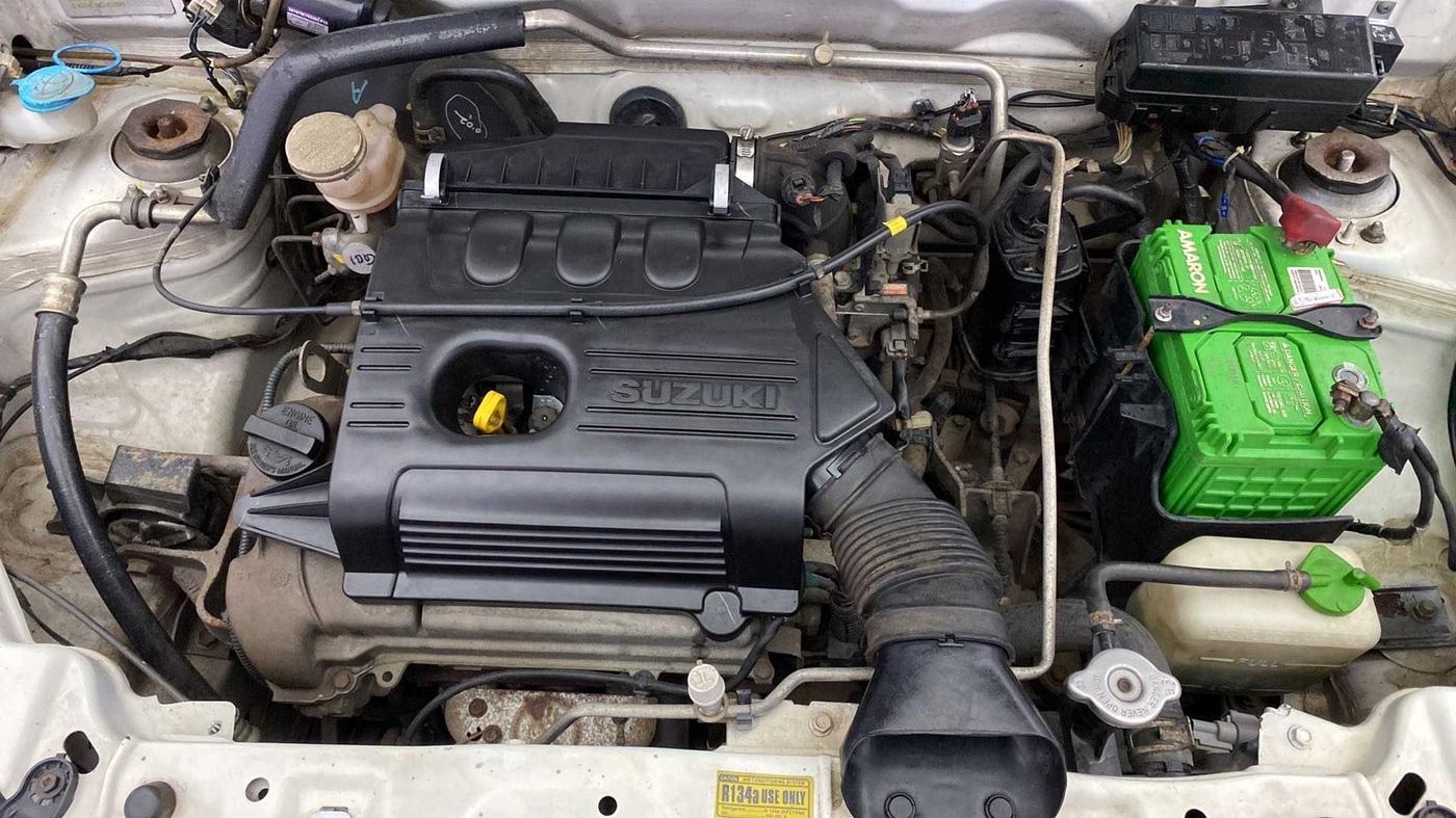 2011 Maruti Alto K10 LXI, Petrol, Manual, 32,942 km, Open Bonet
