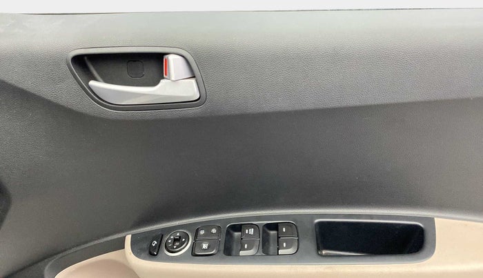 2017 Hyundai Xcent SX 1.2, Petrol, Manual, 31,505 km, Driver Side Door Panels Control