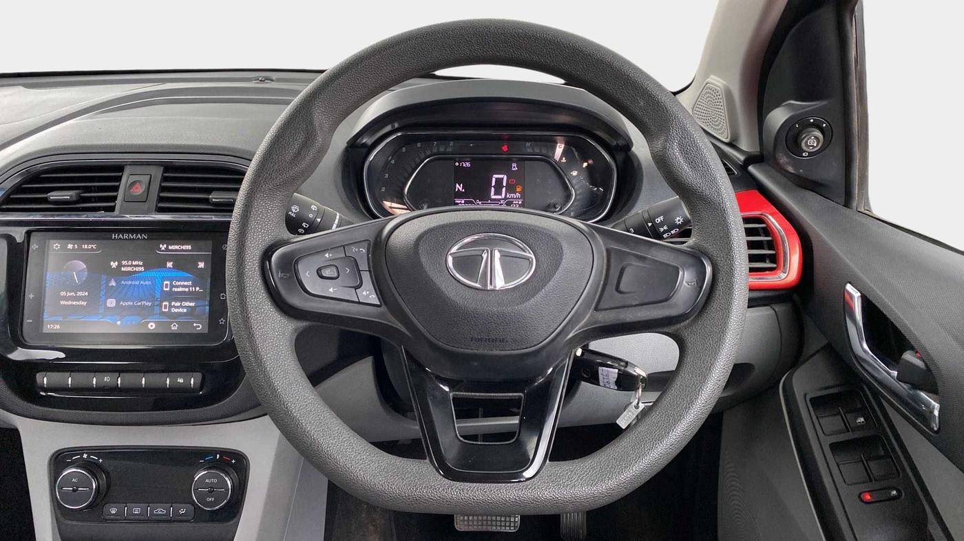 2021 Tata Tiago XZA PLUS PETROL, Petrol, Automatic, 15,969 km, Steering Wheel Close Up