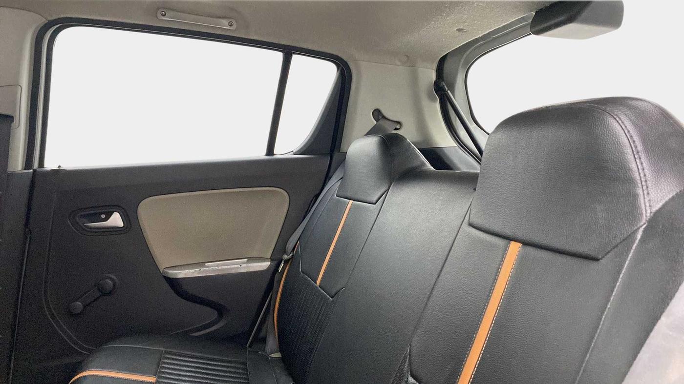 2016 Maruti Alto K10 VXI, Petrol, Manual, 88,875 km, Right Side Rear Door Cabin