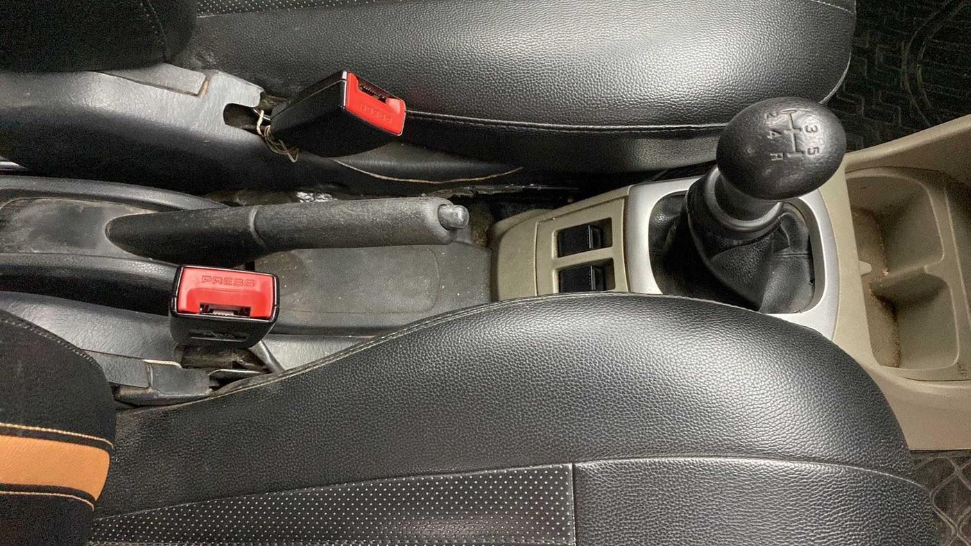 2016 Maruti Alto K10 VXI, Petrol, Manual, 88,875 km, Gear Lever