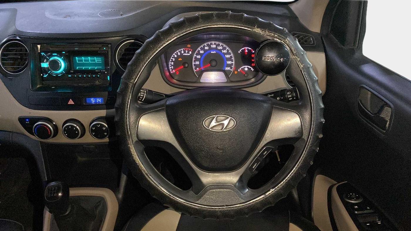 2015 Hyundai Grand i10 MAGNA 1.2 KAPPA VTVT, Petrol, Manual, 62,856 km, Steering Wheel Close Up