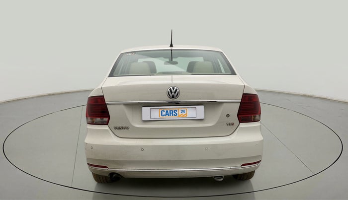 2018 Volkswagen Vento HIGHLINE PLUS 1.5 AT 16 ALLOY, Diesel, Automatic, 77,594 km, Back/Rear