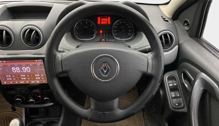 2013 Renault Duster 85 PS RXE DIESEL, Diesel, Manual, 92,547 km, Steering Wheel Close Up