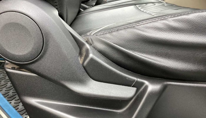 2022 Maruti New Wagon-R VXI 1.0 AMT, Petrol, Automatic, 9,301 km, Driver Side Adjustment Panel