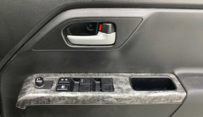 2022 Maruti New Wagon-R VXI 1.0 AMT, Petrol, Automatic, 9,301 km, Driver Side Door Panels Control