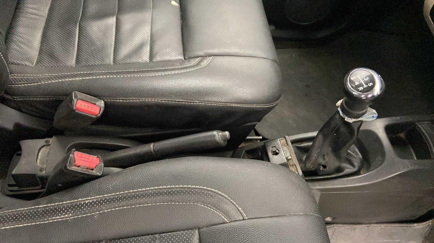 2014 Maruti Wagon R 1.0 LXI, Petrol, Manual, 65,520 km, Gear Lever