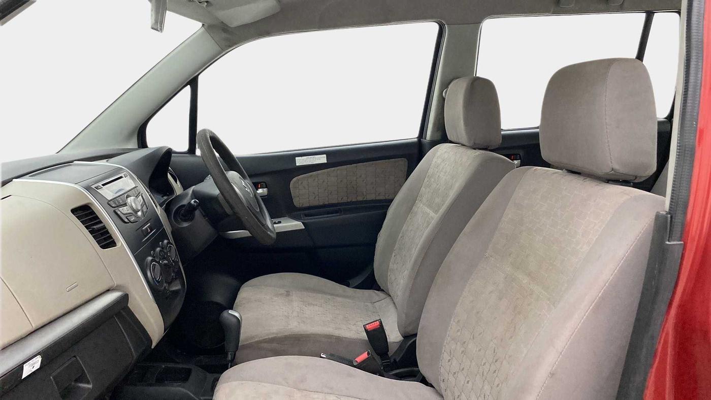 2016 Maruti Wagon R 1.0 VXI AMT, Petrol, Automatic, 82,834 km, Right Side Front Door Cabin