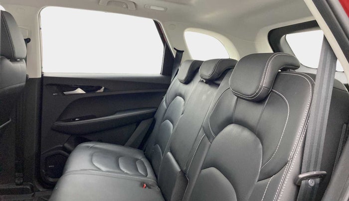 2020 MG HECTOR SHARP 1.5 DCT PETROL, Petrol, Automatic, 16,180 km, Right Side Rear Door Cabin