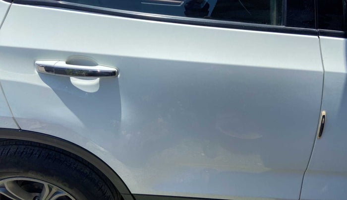 2020 Tata Harrier XT 2.0L KRYOTEC, Diesel, Manual, 34,077 km, Right rear door - Minor scratches