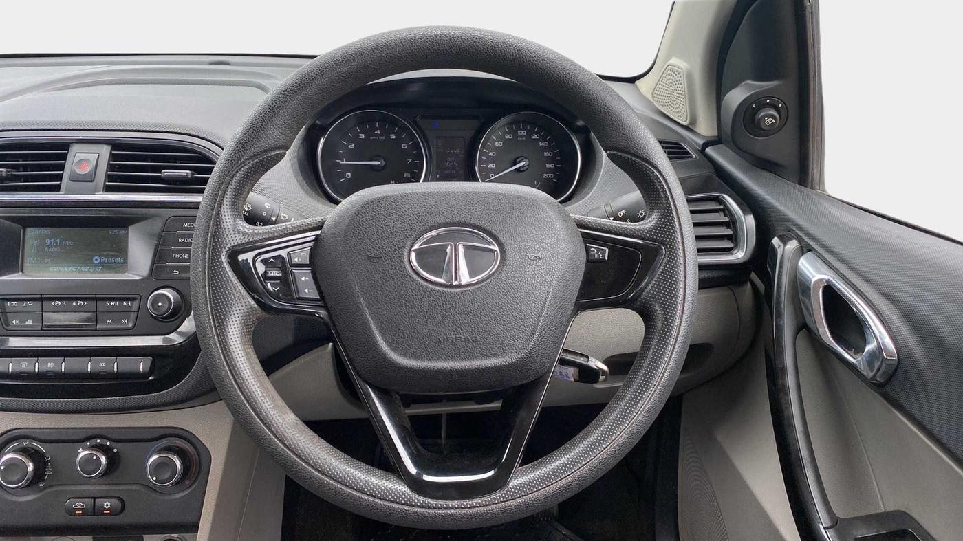 2018 Tata Tiago XZ PETROL, Petrol, Manual, 24,444 km, Steering Wheel Close Up
