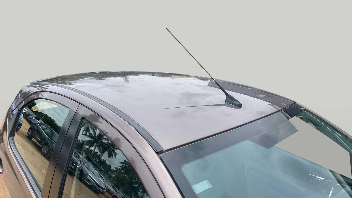 2018 Tata Tiago XZ PETROL, Petrol, Manual, 24,444 km, Roof