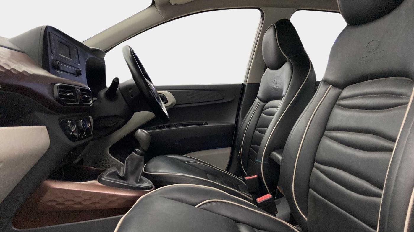 2020 Hyundai AURA S 1.2 CNG, CNG, Manual, 36,223 km, Right Side Front Door Cabin