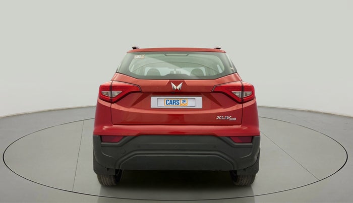 2022 Mahindra XUV300 W4 1.2 PETROL, Petrol, Manual, 5,411 km, Back/Rear