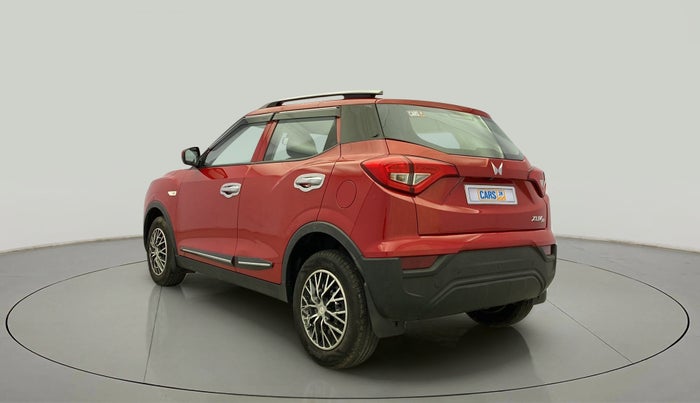 2022 Mahindra XUV300 W4 1.2 PETROL, Petrol, Manual, 5,411 km, Left Back Diagonal