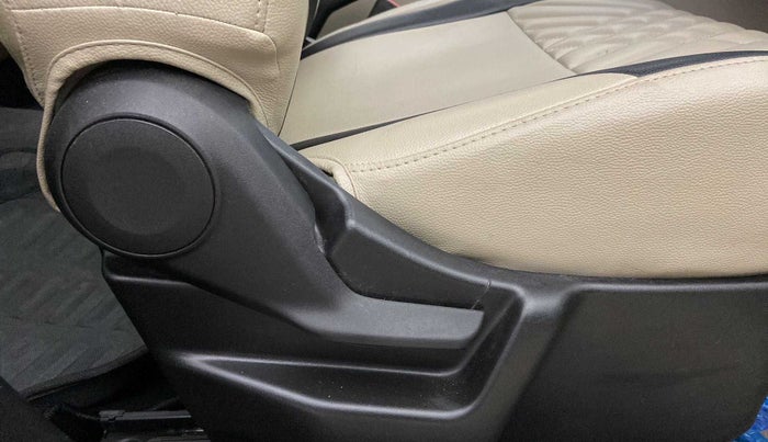 2020 Maruti New Wagon-R VXI 1.2, Petrol, Manual, 6,175 km, Driver Side Adjustment Panel