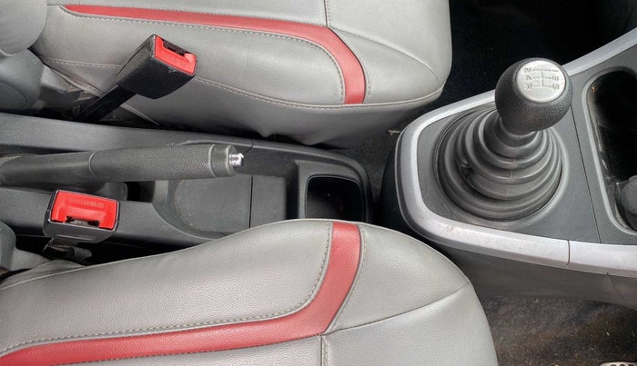 2013 Maruti Ritz VXI, Petrol, Manual, 75,497 km, Gear Lever