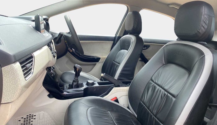 2020 Tata NEXON XZ PETROL, Petrol, Manual, 46,822 km, Right Side Front Door Cabin