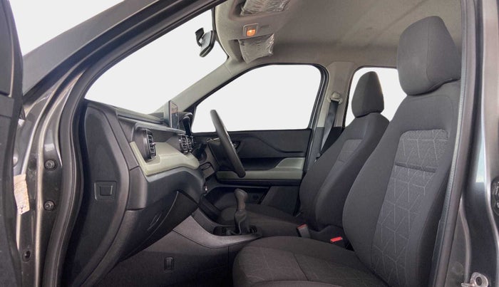 2022 Tata PUNCH ADVENTURE MT, Petrol, Manual, 15,093 km, Right Side Front Door Cabin