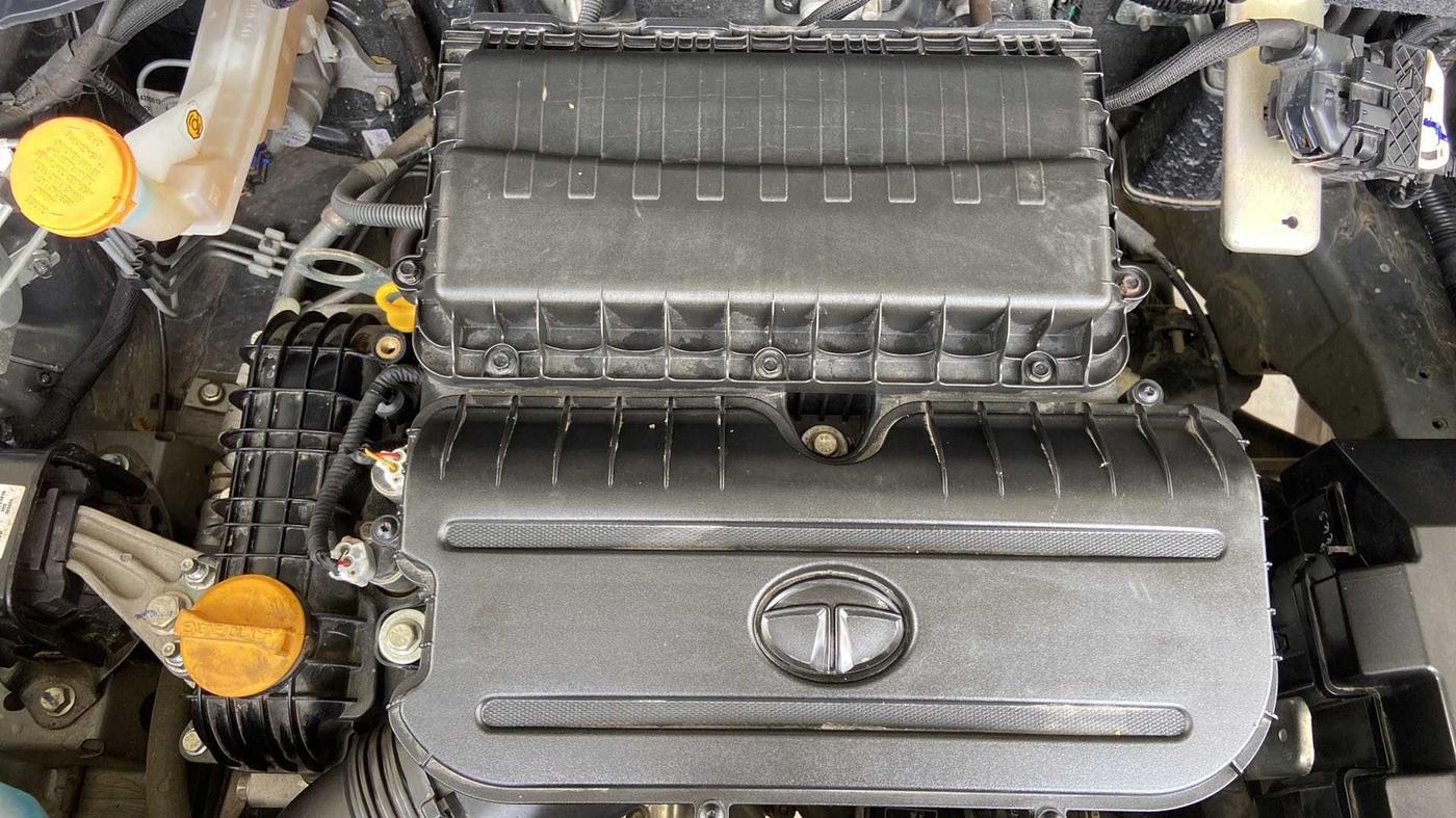 2022 Tata PUNCH ADVENTURE MT, Petrol, Manual, 15,093 km, Open Bonet