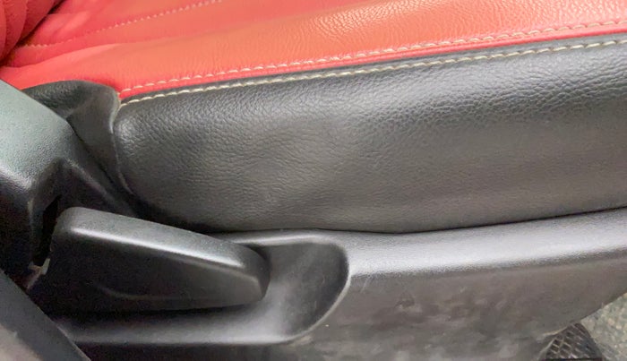 2018 Datsun Redi Go T (O), Petrol, Manual, 72,505 km, Driver Side Adjustment Panel