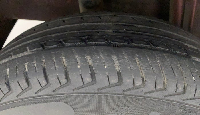 2018 Datsun Redi Go T (O), Petrol, Manual, 72,505 km, Right Rear Tyre Tread