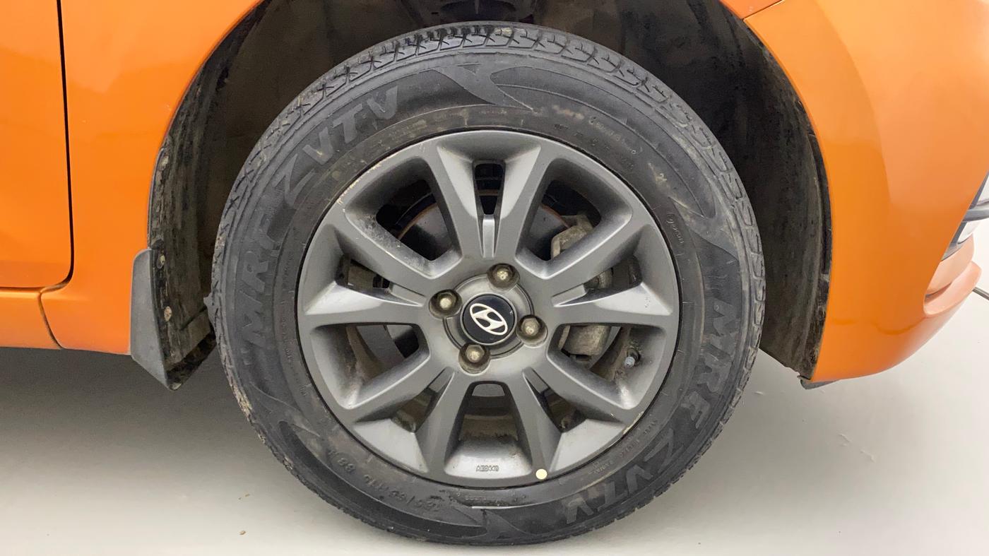 2019 Hyundai Elite i20 SPORTZ PLUS  1.2 CVT, Petrol, Automatic, 46,601 km, Right Front Wheel