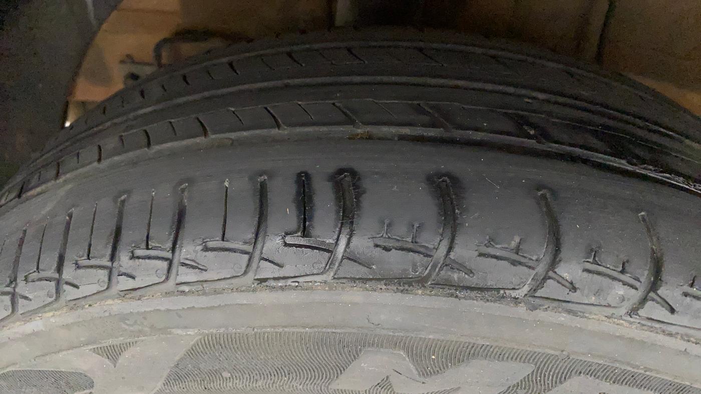 2019 Hyundai Elite i20 SPORTZ PLUS  1.2 CVT, Petrol, Automatic, 46,601 km, Right Rear Tyre Tread