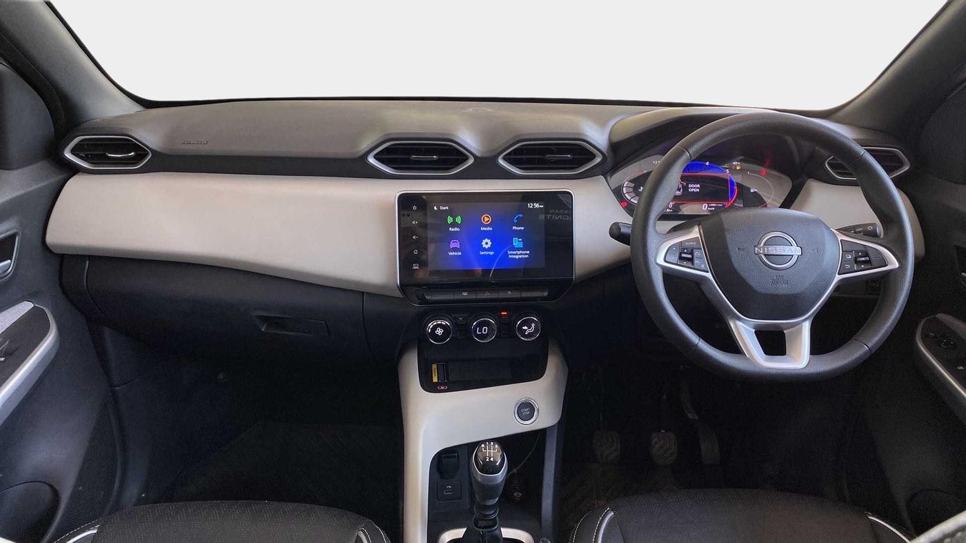 2023 Nissan MAGNITE XV MT, Petrol, Manual, 3,628 km, Dashboard