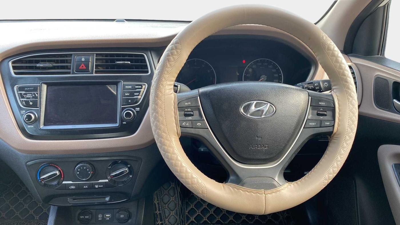 2019 Hyundai Elite i20 SPORTZ PLUS 1.2, Petrol, Manual, 44,852 km, Steering Wheel Close Up