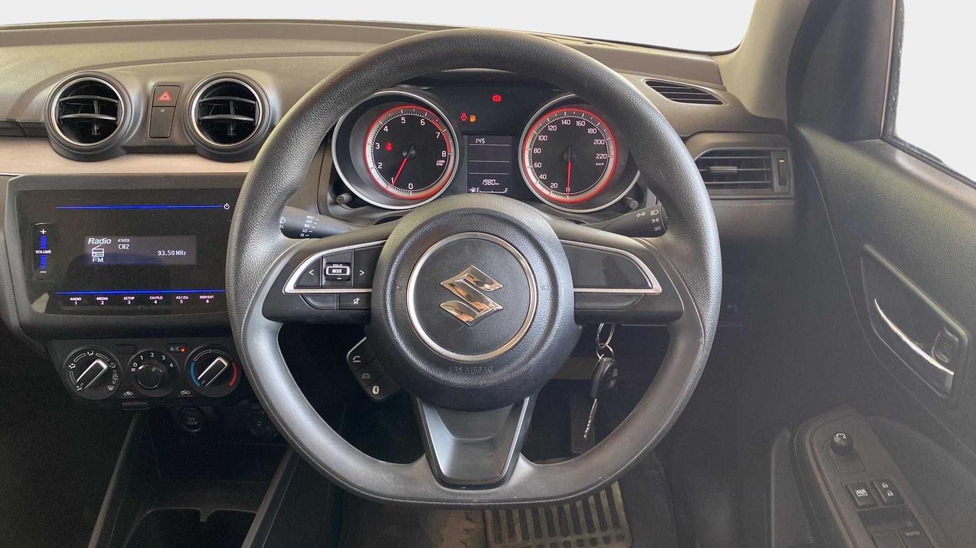 2022 Maruti Swift VXI, Petrol, Manual, 1,972 km, Steering Wheel Close Up