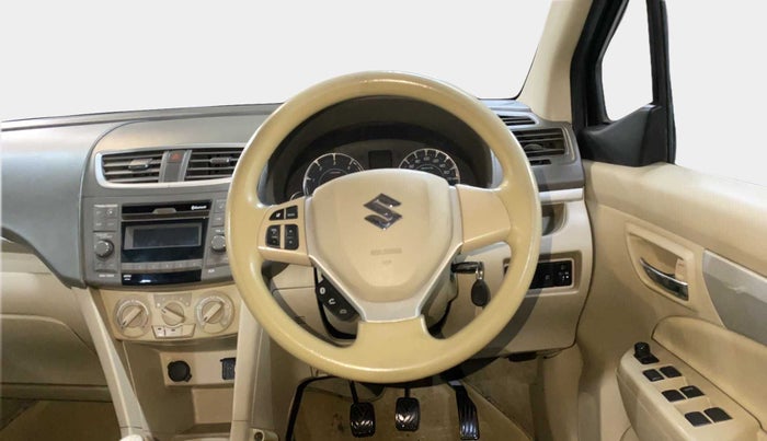 2016 Maruti Ertiga VDI SHVS, Diesel, Manual, 1,09,779 km, Steering Wheel Close Up