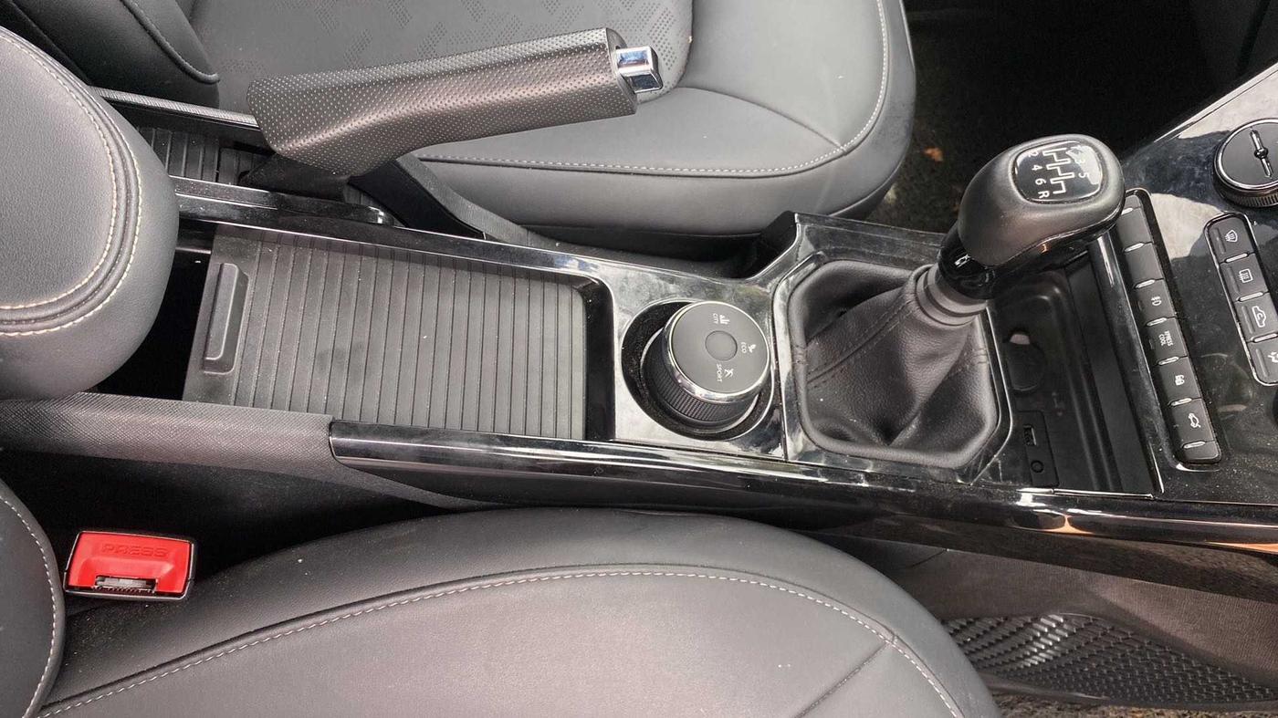 2022 Tata NEXON XZ PLUS (O) PETROL DARK EDITION, Petrol, Manual, 15,364 km, Gear Lever