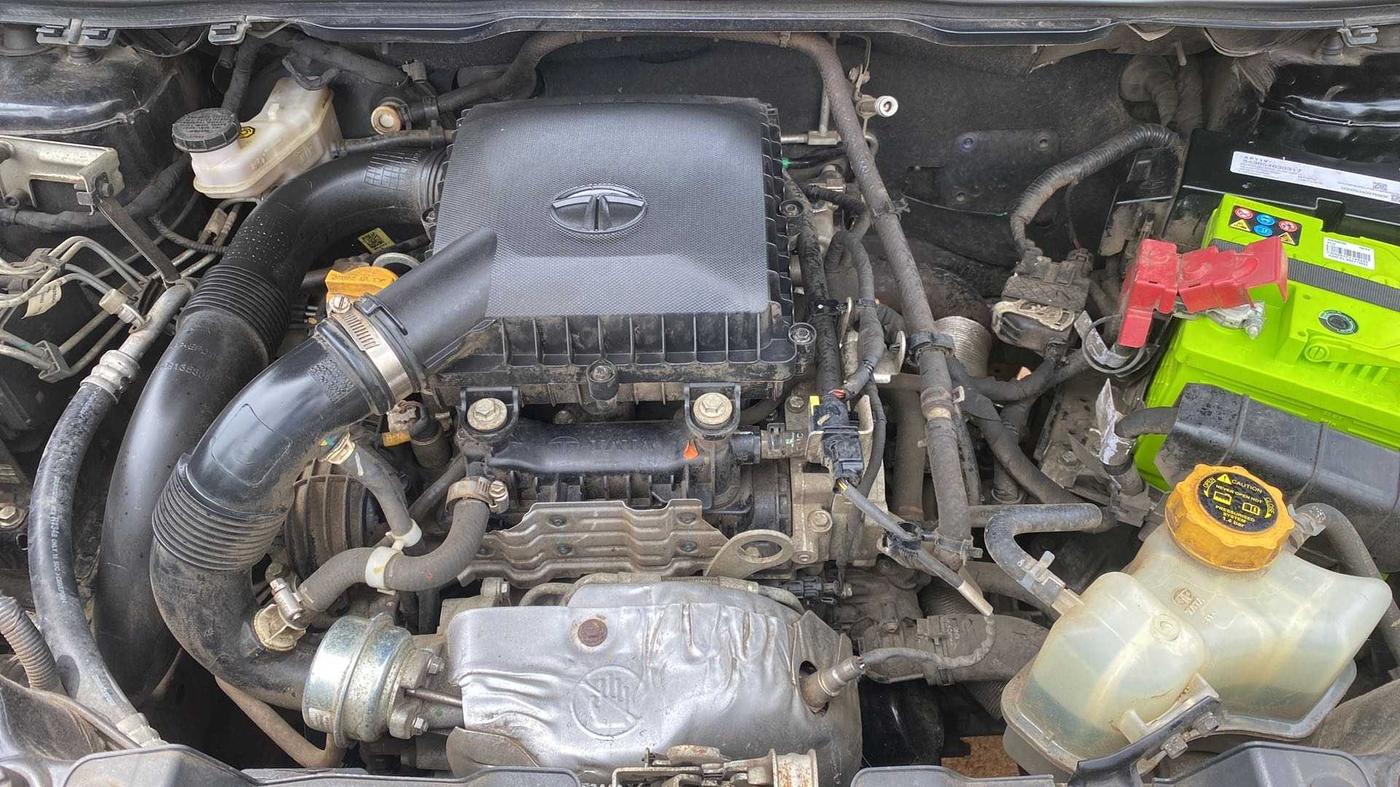 2022 Tata NEXON XZ PLUS (O) PETROL DARK EDITION, Petrol, Manual, 15,364 km, Open Bonet