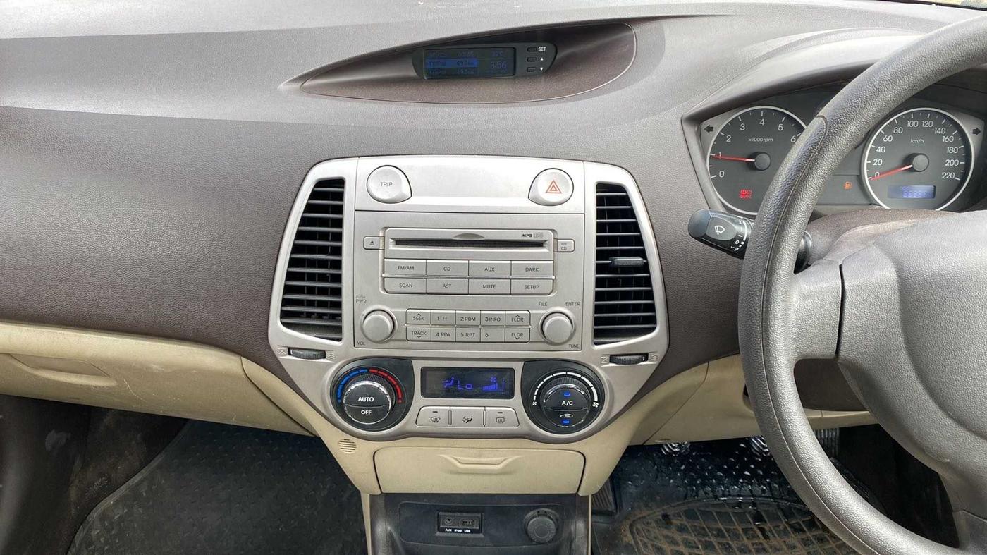 2011 Hyundai i20 MAGNA 1.2, Petrol, Manual, 89,388 km, Air Conditioner