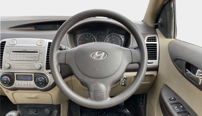 2011 Hyundai i20 MAGNA 1.2, Petrol, Manual, 89,388 km, Steering Wheel Close Up