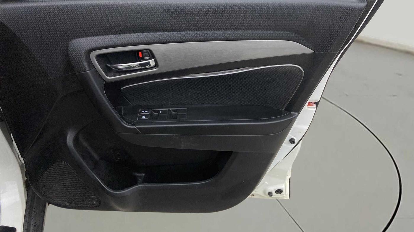 2019 Maruti Vitara Brezza ZDI AMT, Diesel, Automatic, 28,098 km, Driver Side Door Panels Control