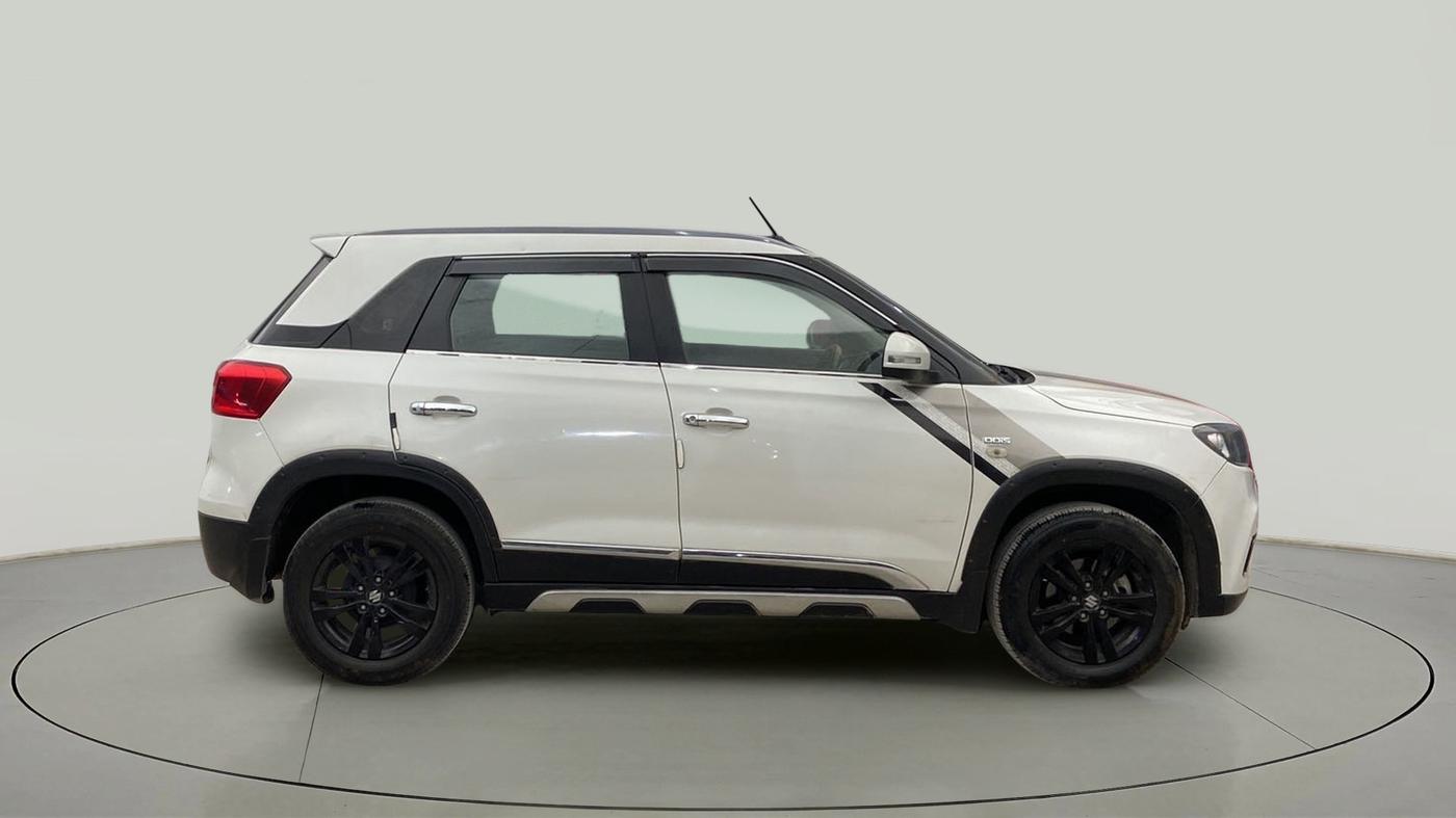 2019 Maruti Vitara Brezza ZDI AMT, Diesel, Automatic, 28,098 km, Right Side View