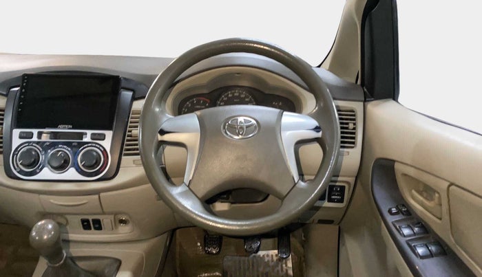2012 Toyota Innova 2.5 GX 8 STR, Diesel, Manual, 88,816 km, Steering Wheel Close Up