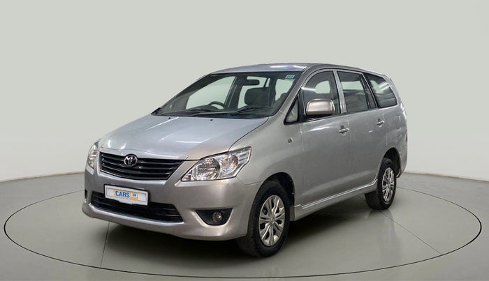 2012 Toyota Innova 2.5 GX 8 STR, Diesel, Manual, 88,816 km, Left Front Diagonal