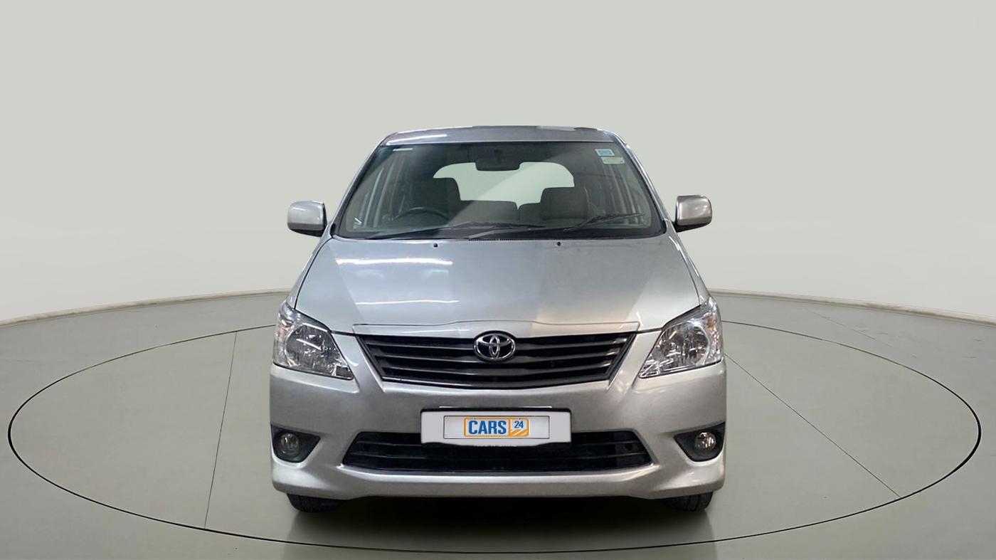 2012 Toyota Innova 2.5 GX 8 STR, Diesel, Manual, 88,816 km, Front