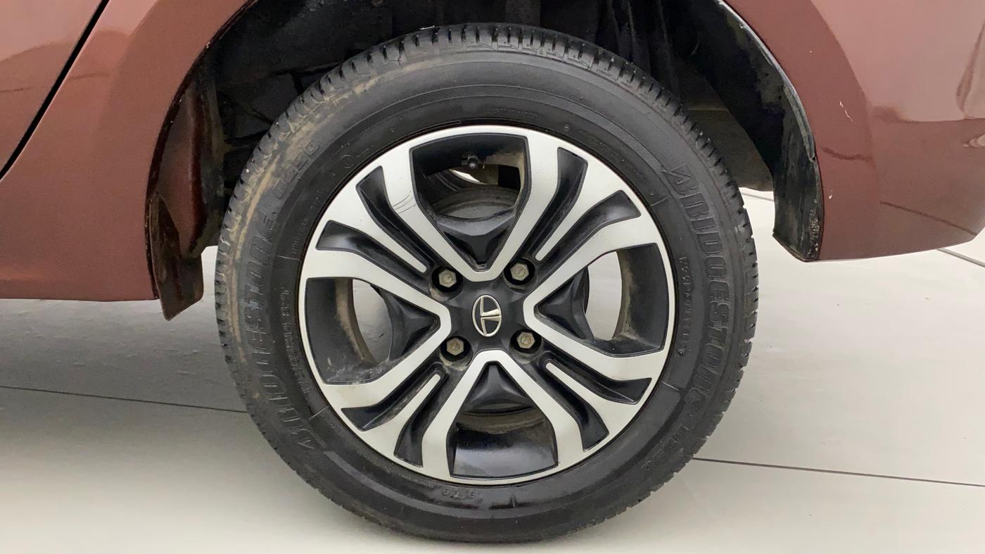 2022 Tata TIGOR XZ PLUS CNG, CNG, Manual, 9,872 km, Left Rear Wheel