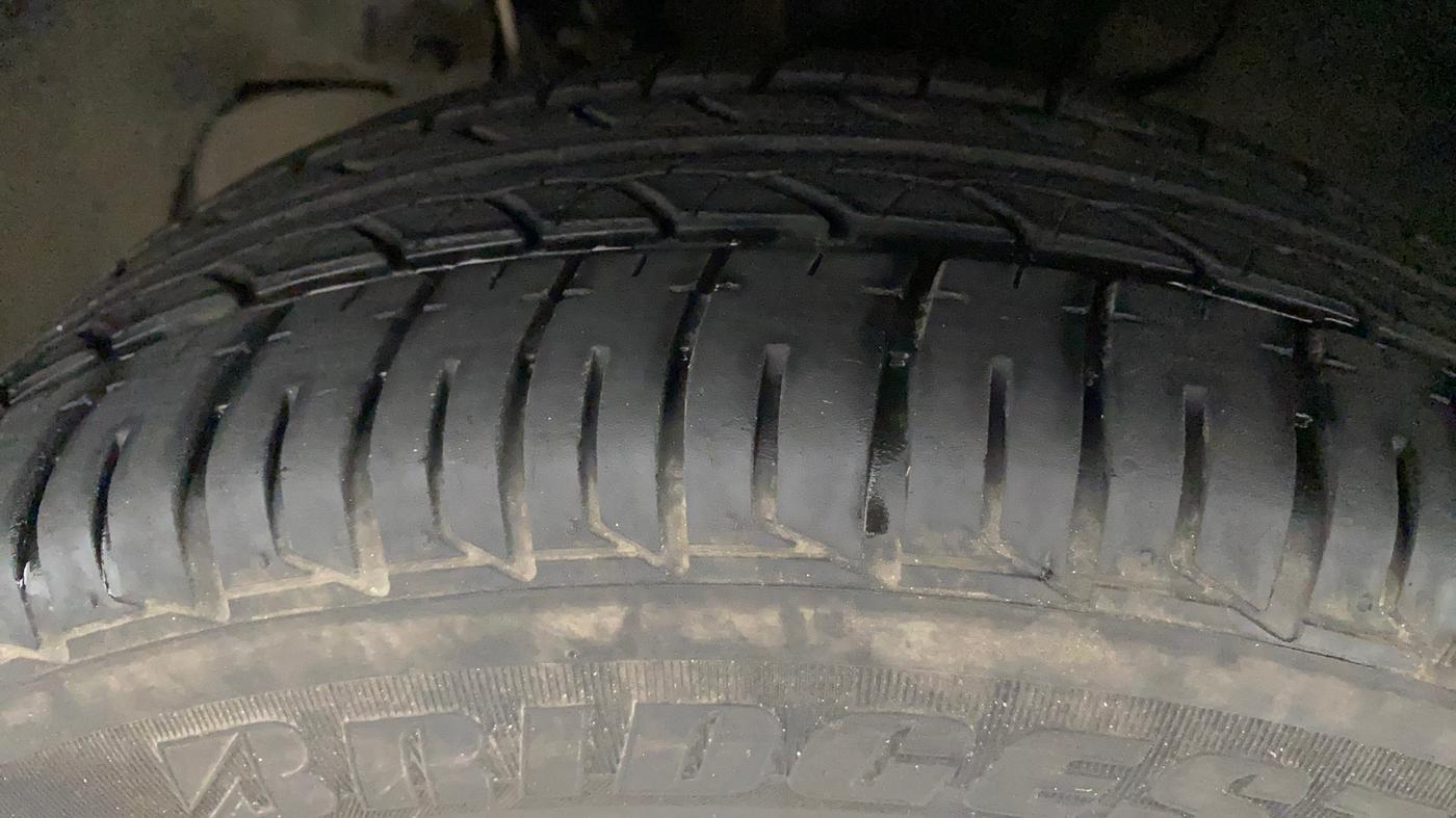 2022 Tata TIGOR XZ PLUS CNG, CNG, Manual, 9,872 km, Left Front Tyre Tread